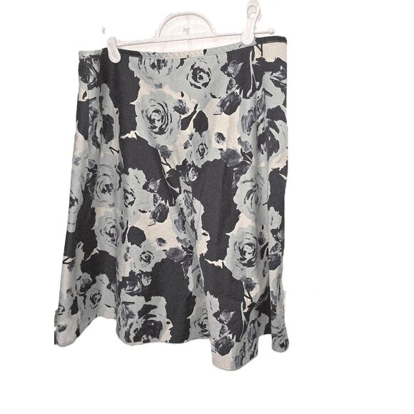 Talbots Petites Skirt Cream Black Light Blue Floral Size 10p Side Zip - Picture 1 of 4